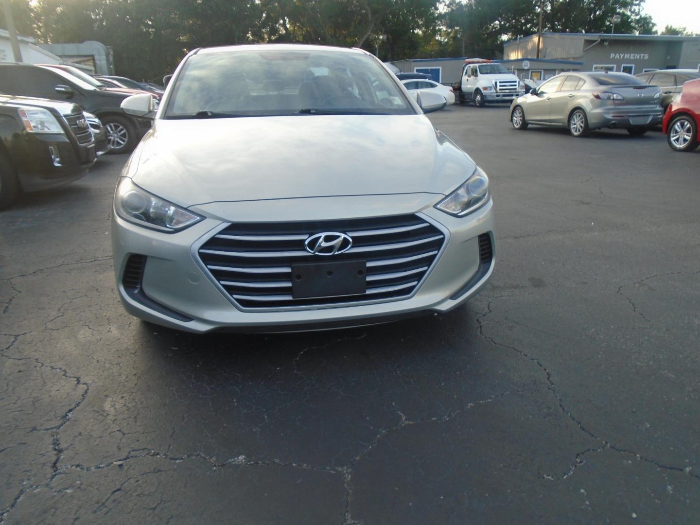 2017 Hyundai Elantra Limited (KMHD84LF1HU) with an 1.8L L4 DOHC 16V engine, 6A transmission, located at 6112 N Florida Avenue, Tampa, FL, 33604, (888) 521-5131, 27.954929, -82.459534 - Photo#1